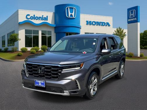 Modern Steel Metallic 2024 Honda Pilot EX-L