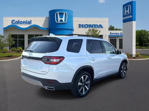 2023 Honda Pilot Touring