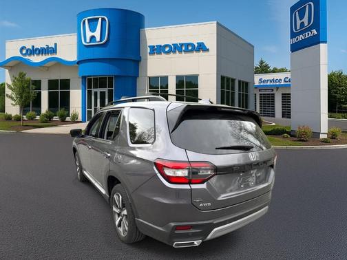Modern Steel Metallic 2025 Honda Pilot Touring