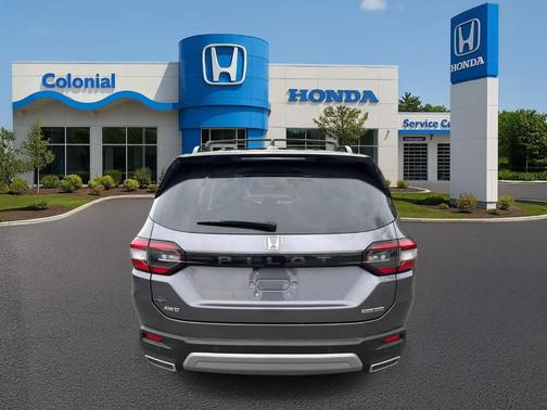 Modern Steel Metallic 2025 Honda Pilot Touring