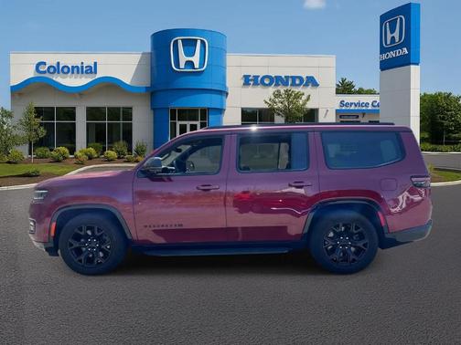 Velvet Red Pearlcoat 2024 Jeep Wagoneer Series II