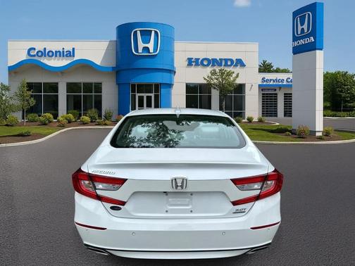 Platinum White Pearl 2022 Honda Accord Touring 2.0T
