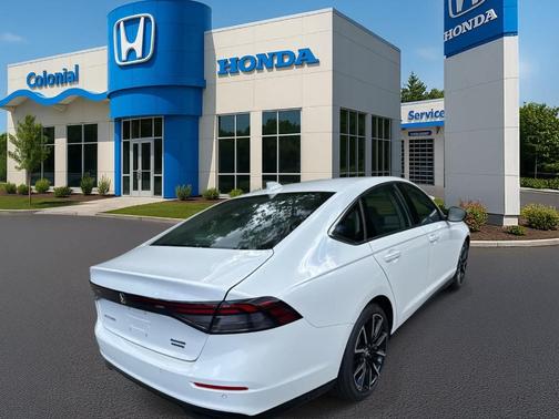 2025 Honda Accord Hybrid Touring