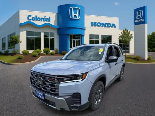 Sonic Gray Pearl 2026 Honda Pilot TrailSport