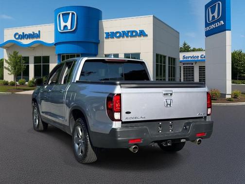 Lunar Silver Metallic 2023 Honda Ridgeline RTL-E