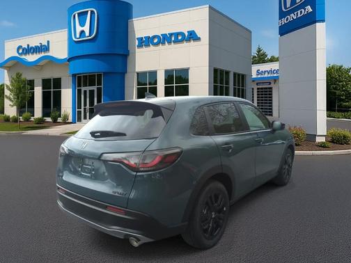 Pearl 2026 Honda HR-V Sport