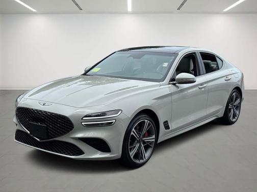 2025 Genesis G70 2.5T