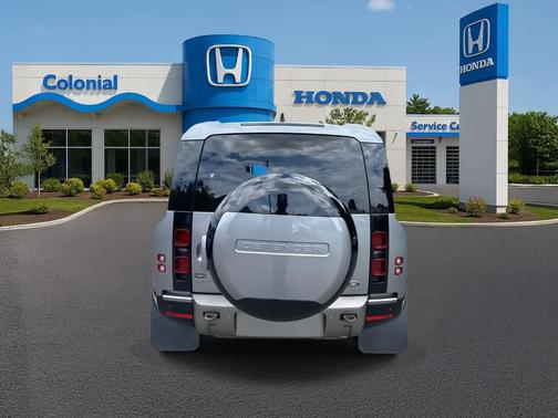 2023 Land Rover Defender 110 X-Dynamic SE