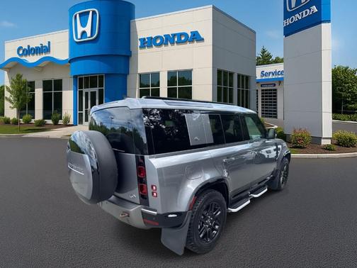 2023 Land Rover Defender 110 X-Dynamic SE