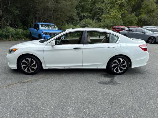 2017 Honda Accord EX