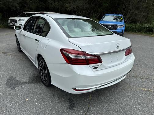 2017 Honda Accord EX