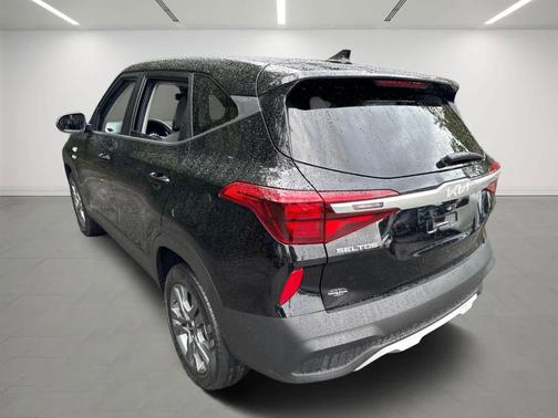 2022 Kia Seltos LX