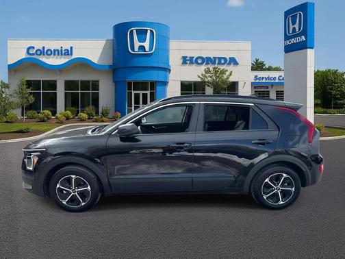 2023 Kia Niro LX