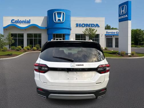 2025 Honda Pilot TOURING+