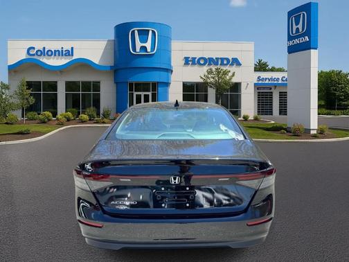 Crystal Black Pearl 2025 Honda Accord SE