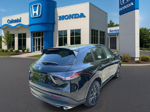 Crystal Black Pearl 2025 Honda HR-V Sport