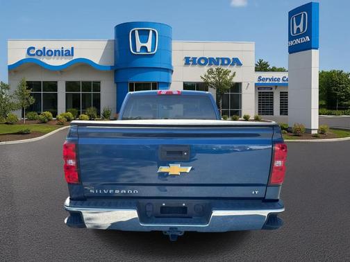 Deep Ocean Blue Metallic 2018 Chevrolet Silverado 1500 LT