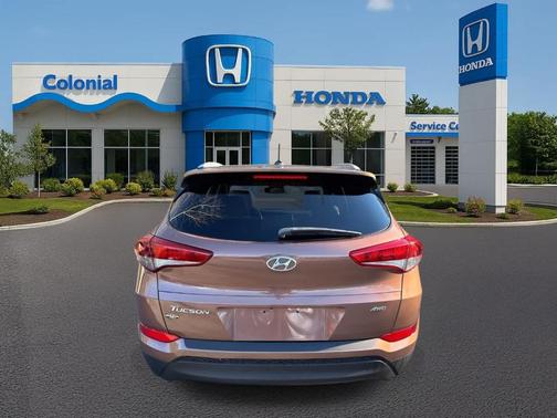 2017 Hyundai TUCSON SE