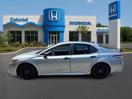 2020 Toyota Camry SE Nightshade