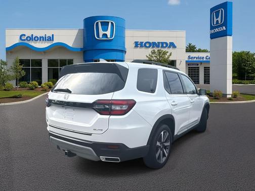 Platinum White Pearl 2025 Honda Pilot Elite