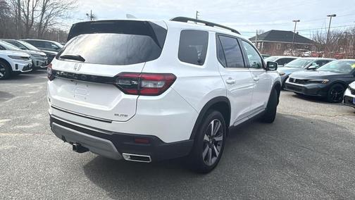 2025 Honda Pilot Elite