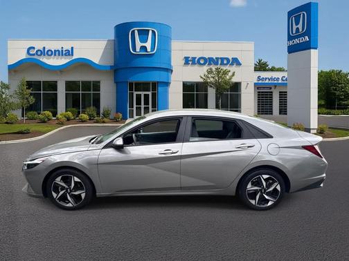 Metal 2023 Hyundai ELANTRA SEL