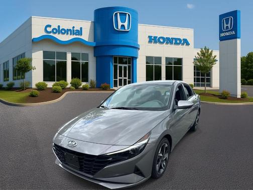Metal 2023 Hyundai ELANTRA SEL