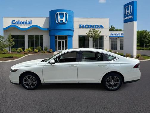 Platinum White Pearl 2024 Honda Accord EX
