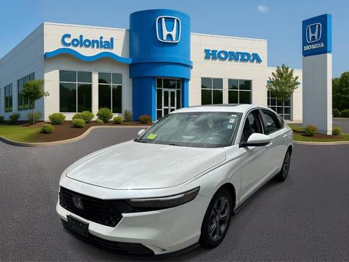 Platinum White Pearl 2024 Honda Accord EX
