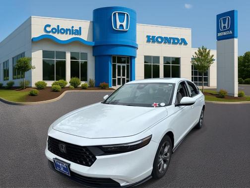 Platinum White Pearl 2023 Honda Accord EX