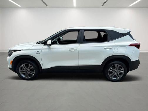 2023 Kia Seltos LX