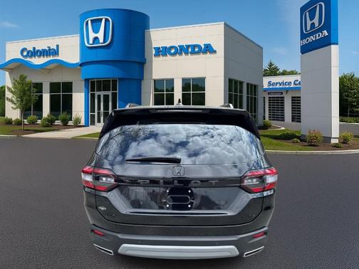 Crystal Black Pearl 2025 Honda Pilot Elite