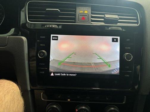 2019 Volkswagen Golf GTI 2.0T SE