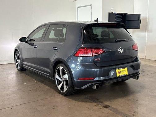 2019 Volkswagen Golf GTI 2.0T SE