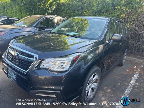 Dark Gray Metallic 2017 Subaru Forester 2.5i