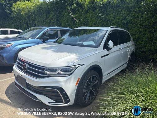Oryx White Pearl Effect 2022 Volkswagen Tiguan 2.0T SEL R-Line