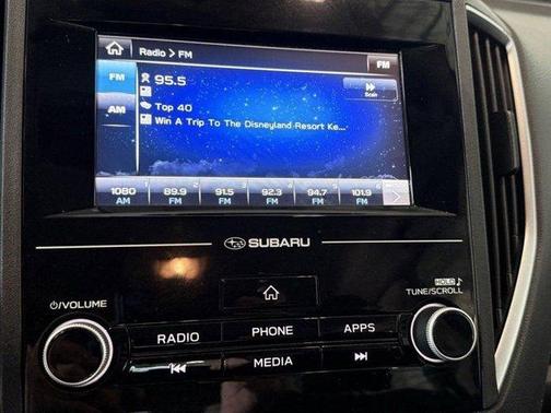 2017 Subaru Impreza 2.0i