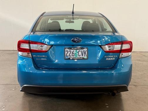 2017 Subaru Impreza 2.0i