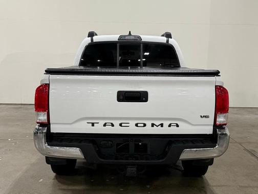 2016 Toyota Tacoma SR5