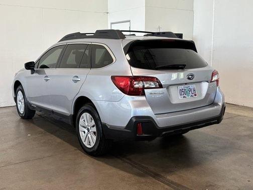 2019 Subaru Outback 2.5i