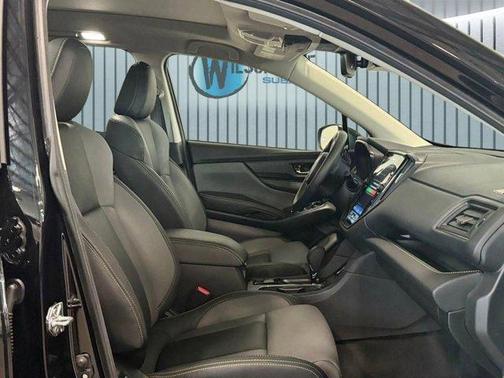 Crystal Black Silica 2025 Subaru Ascent Onyx Edition