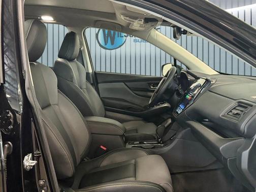 Crystal Black Silica 2025 Subaru Ascent Onyx Edition