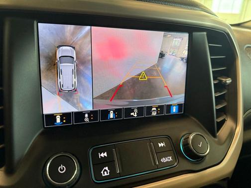 Sterling 2023 GMC Acadia Denali