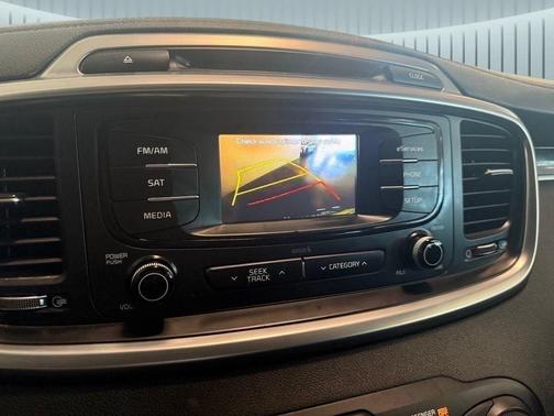 Platinum Graphite 2016 Kia Sorento EX