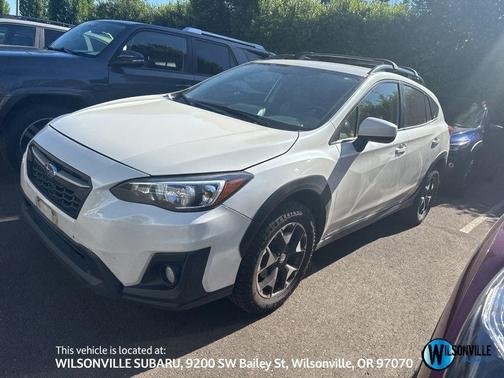 Crystal White Pearl 2019 Subaru Crosstrek 2.0i Premium