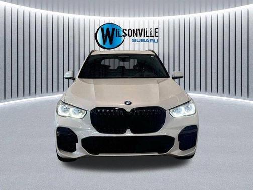 Mineral White Metallic 2022 BMW X5 xDrive40i