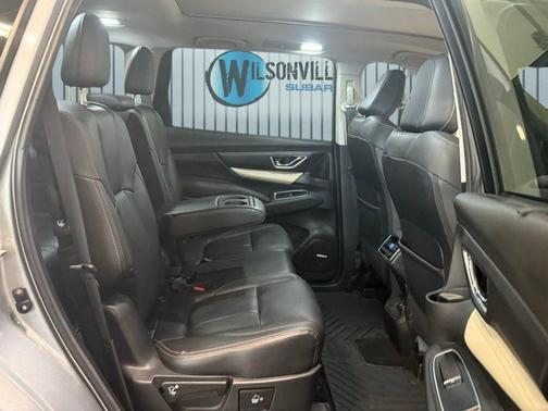 Ice Silver Metallic 2019 Subaru Ascent Limited 8-Passenger
