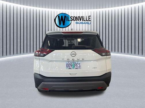 Glacier White 2022 Nissan Rogue S