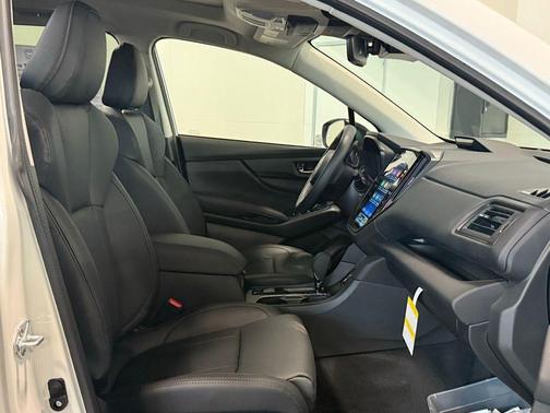 Crystal White Pearl 2026 Subaru Ascent Limited Bronze Edition