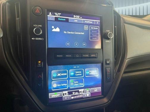 Crystal Black Silica 2024 Subaru Crosstrek Base